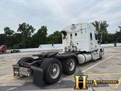 2014  FREIGHTLINER  CASCADIA  T/A SLEEPER