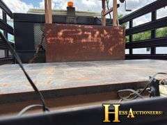 2000  INTERNATIONAL  4700  FLATBED TRUCK