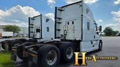 2016  FREIGHTLINER  CASCADIA   T/A SLEEPER