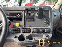 2017  FREIGHTLINER  CASCADIA X12564ST  T/A DAYCAB