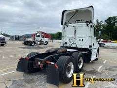 2018  FREIGHTLINER  CASCADIA  T/A DAYCAB