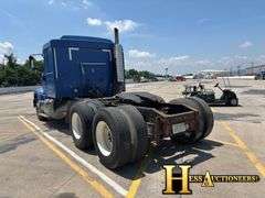 2002  INTERNATIONAL  9400  T/A SLEEPER