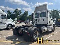 2015  FREIGHTLINER  CASCADIA 125  S/A DAYCAB