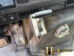 2000  INTERNATIONAL  4700  FLATBED TRUCK