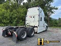 2015  FREIGHTLINER  CASCADIA  T/A SLEEPER, NON RUNNER