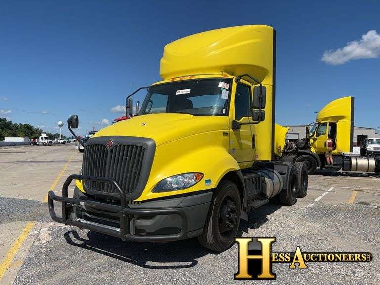 2020  INTERNATIONAL  RH613  T/A DAYCAB