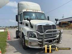 2018  FREIGHTLINER  X11342ST  S/A DAYCAB