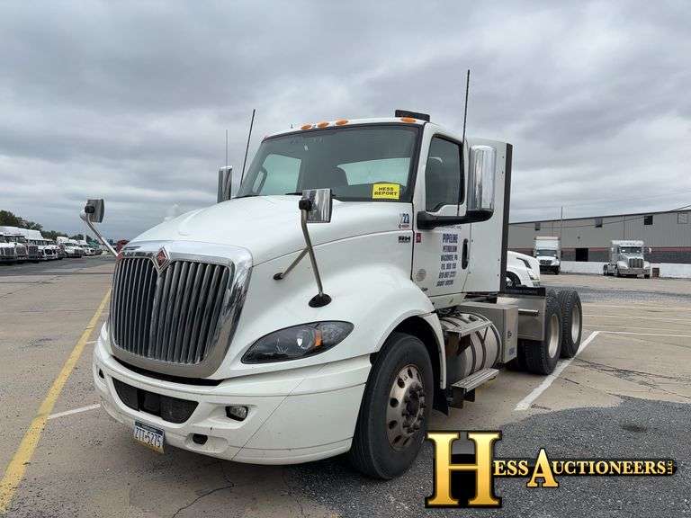2018  INTERNATIONAL  RH613  T/A DAYCAB