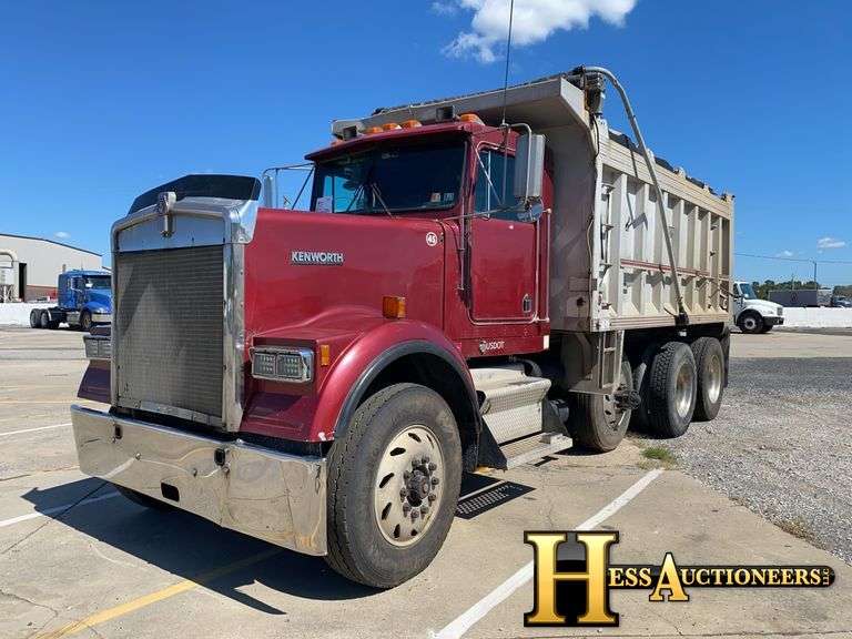 1990 KENWORTH W900B TRI AXLE DUMP TRUCK