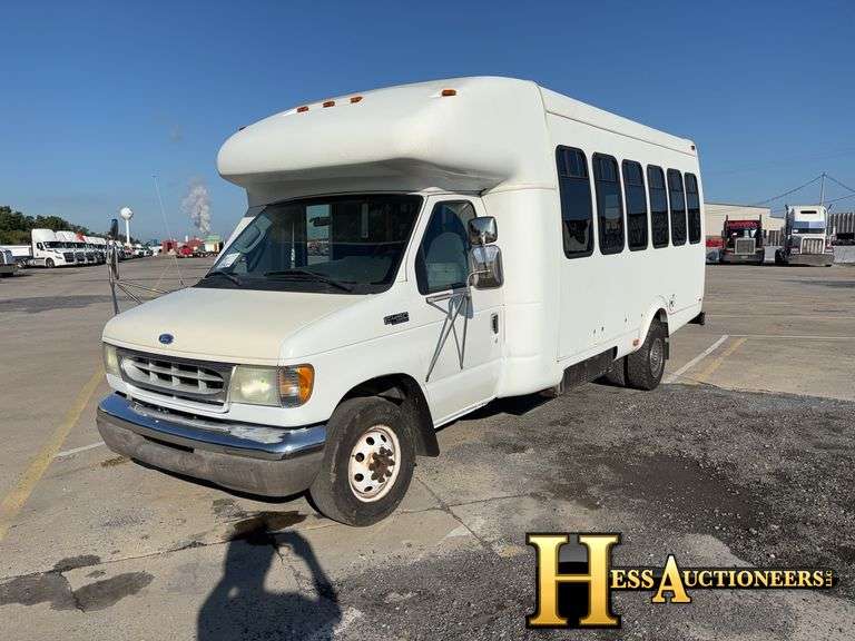2003 FORD E450 TRANSIT BUS