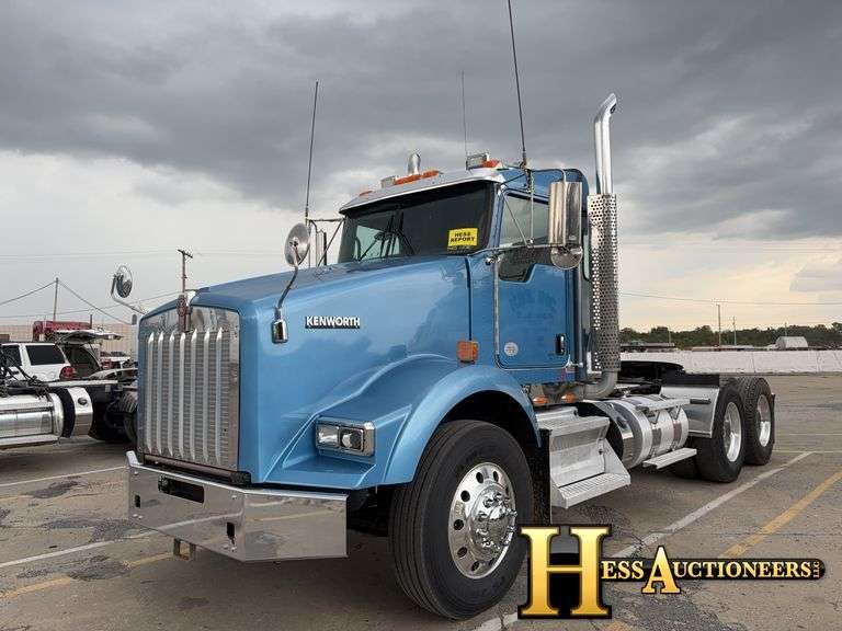 2019  KENWORTH   T800  T/A DAYCAB