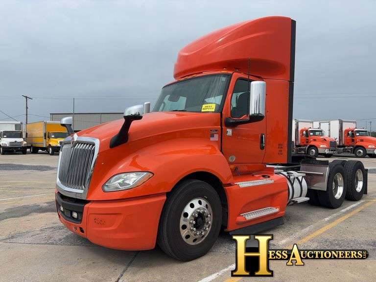 2018 INTERNATIONAL PROSTAR T/A DAYCAB
