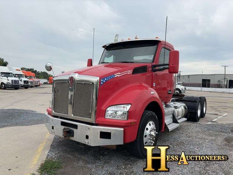 2016 KENWORTH T880 T/A DAYCAB