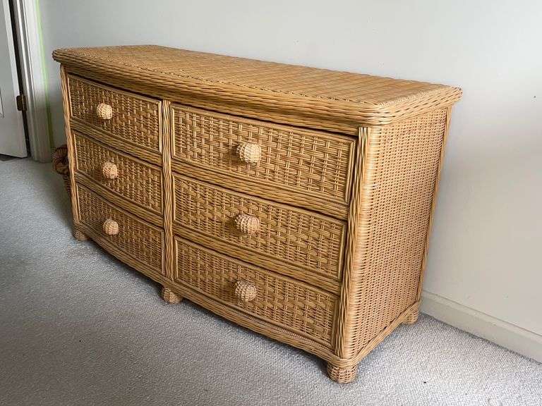 Wicker 6 Drawer Dresser 