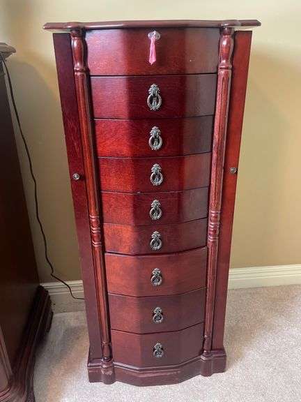 Jewelry Tower