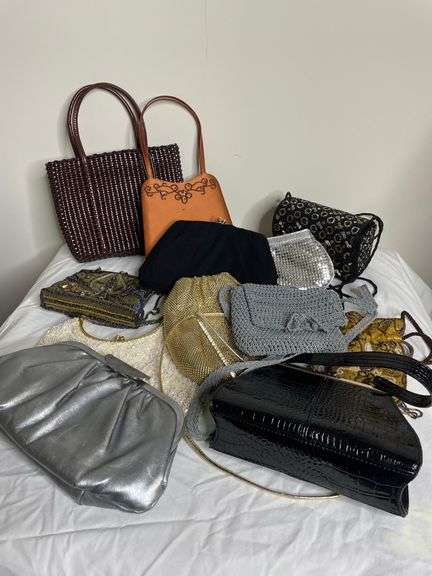 Vintage Purses - Halfhill Auction Group