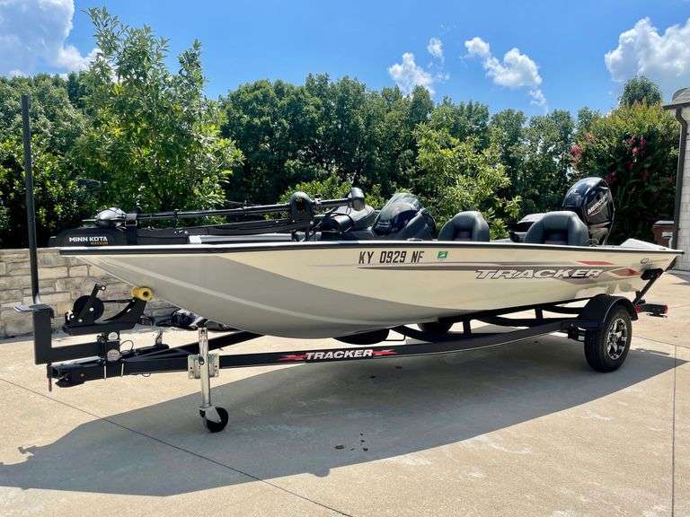 2021 Bass Tracker 175 Pro Team Tournament Edition