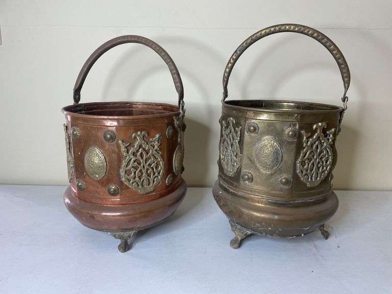 Brass Pots w/ Handle