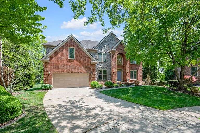 2101 Naples Lane