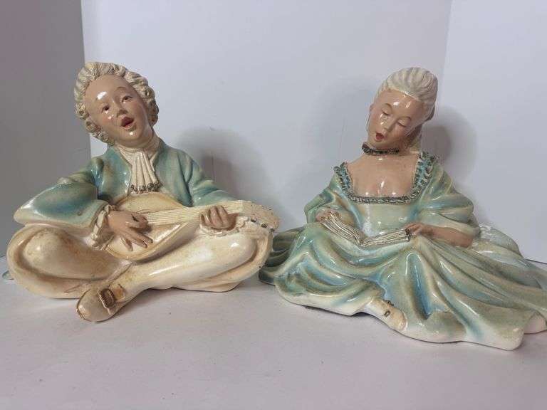 Rare Vintage Universal Statuary Corp Boy & Girl Singing