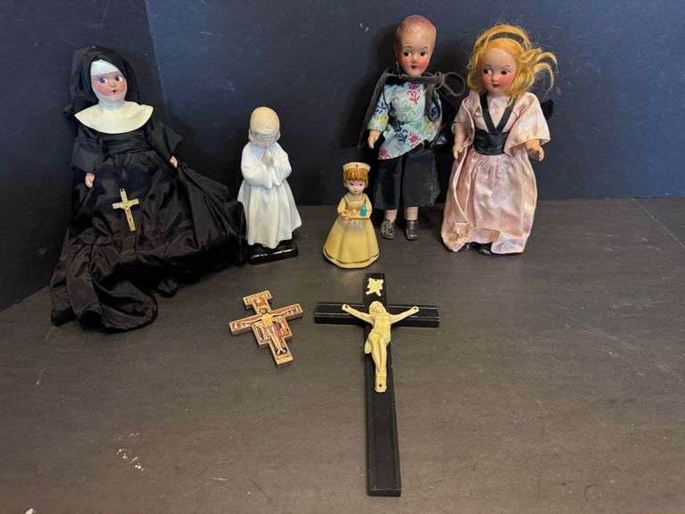 Dolls and Religious Figures