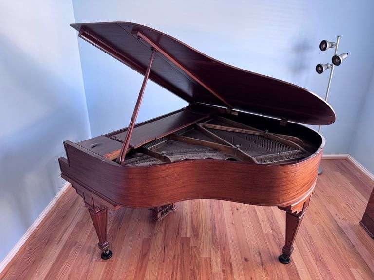 Ivers & Pond Piano