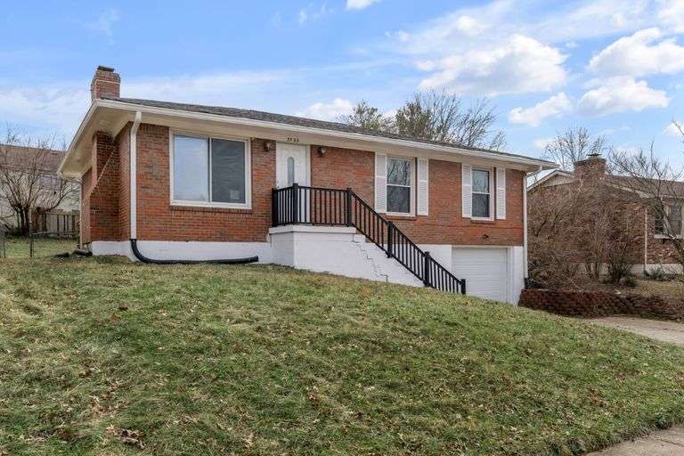 3585 Pimlico Parkway