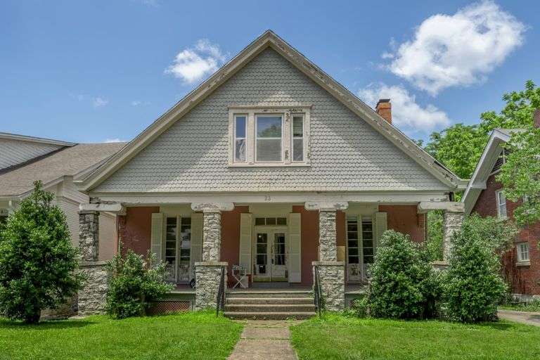 33 Mentelle Park