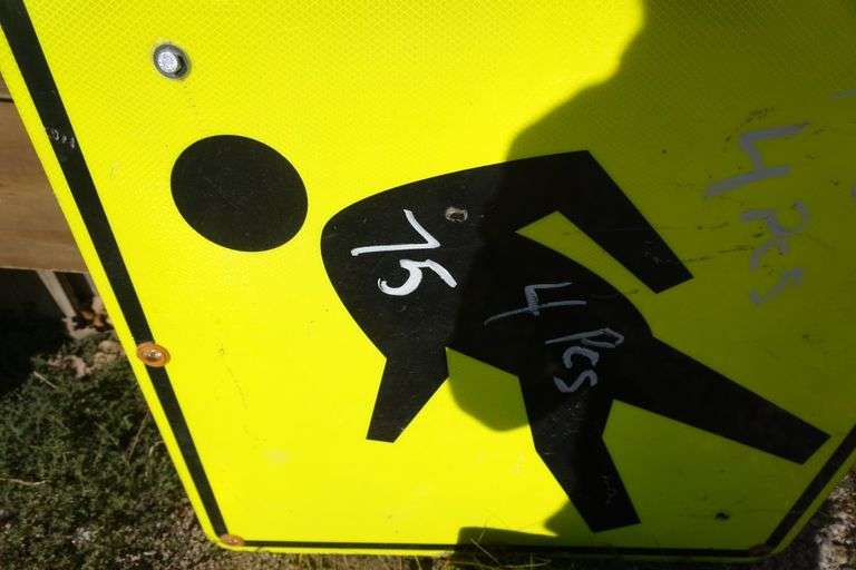 1 Stop Sign, 2 Pedestrian Signs. All Solar Powererd