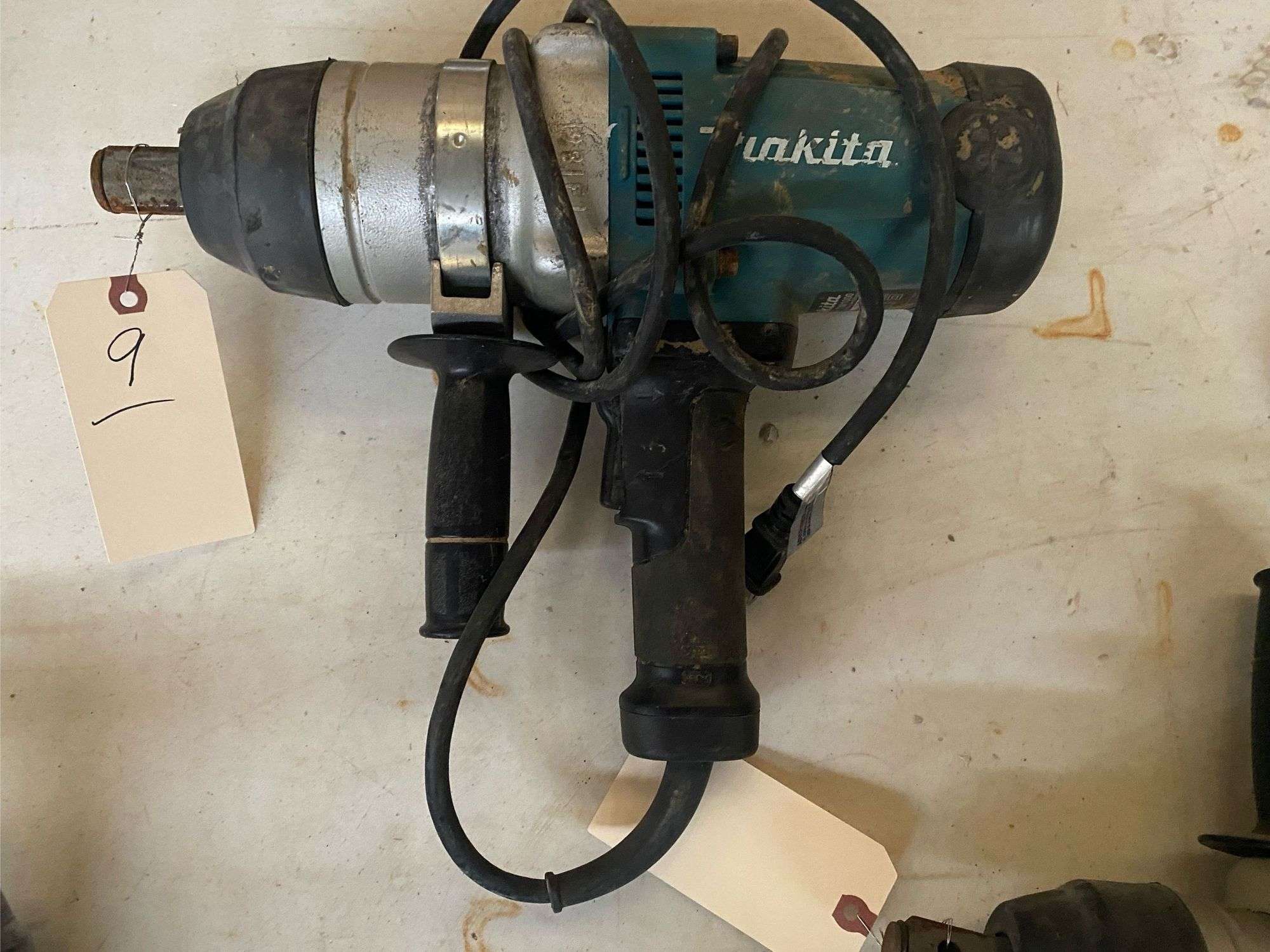 Makita Corded Impact Wrench Makita TW 1000 1
