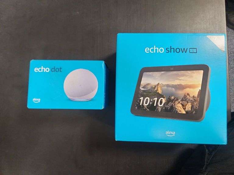 Echo show 8 and echo dot