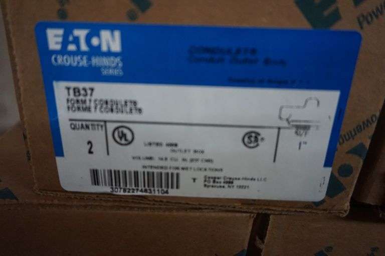 8 CTN Eaton TB37 Form 1" Condulets 2 per ctn