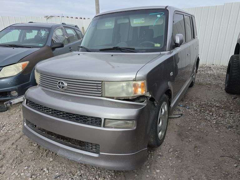 2006  TOYOTA  Scion xB  JTLKT334464096723