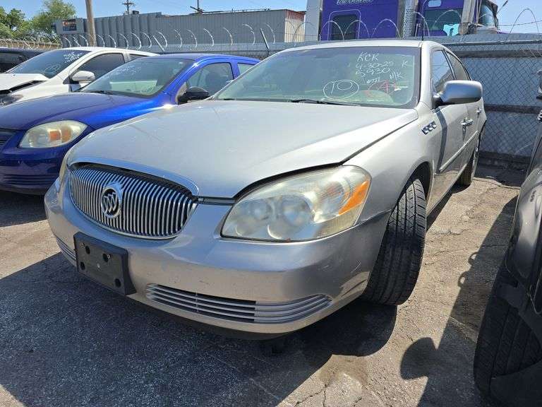 2008  BUICK  Lucerne  1G4HD57208U135930