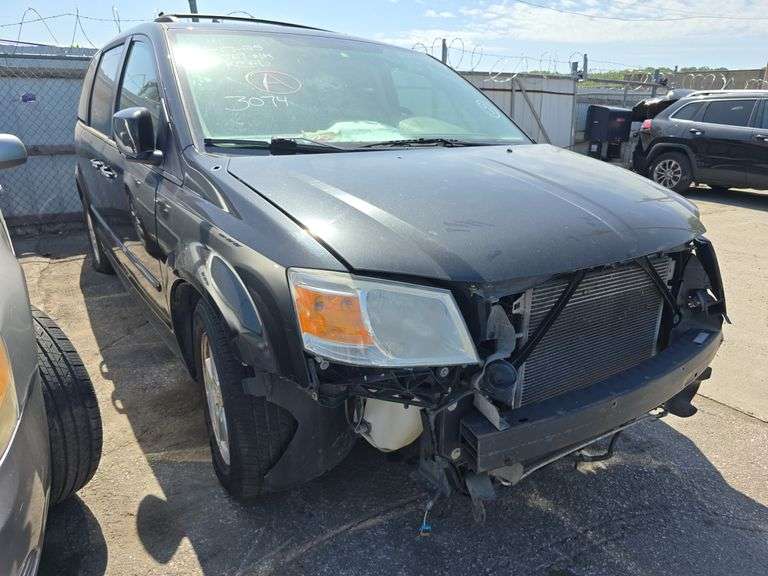 2008  DODGE  Caravan/Grand Caravan  1D8HN54P08B173074