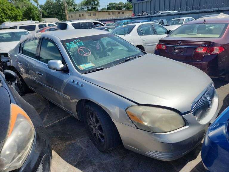 2007  BUICK  Lucerne  1G4HD57217U148684