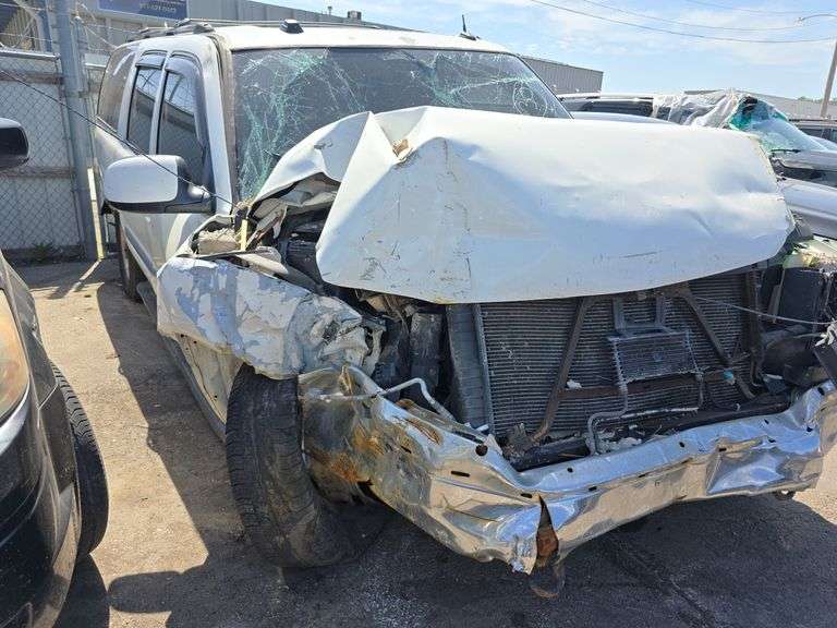 2004  GMC  Yukon XL  3GKFK16ZX4G180450