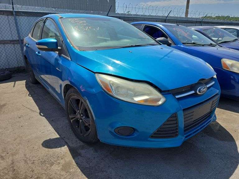 2013  FORD  Focus  1FADP3F26DL183857