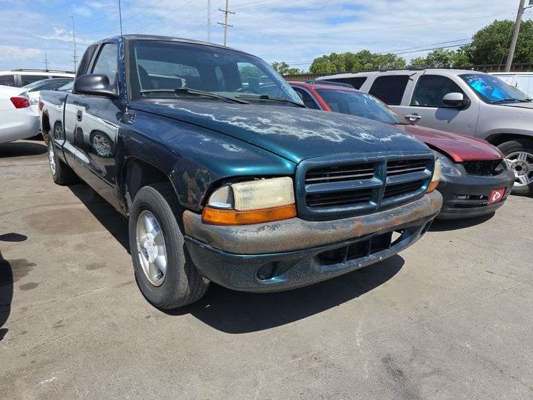 1998  DODGE  Dakota  1B7GL22X9WS568675