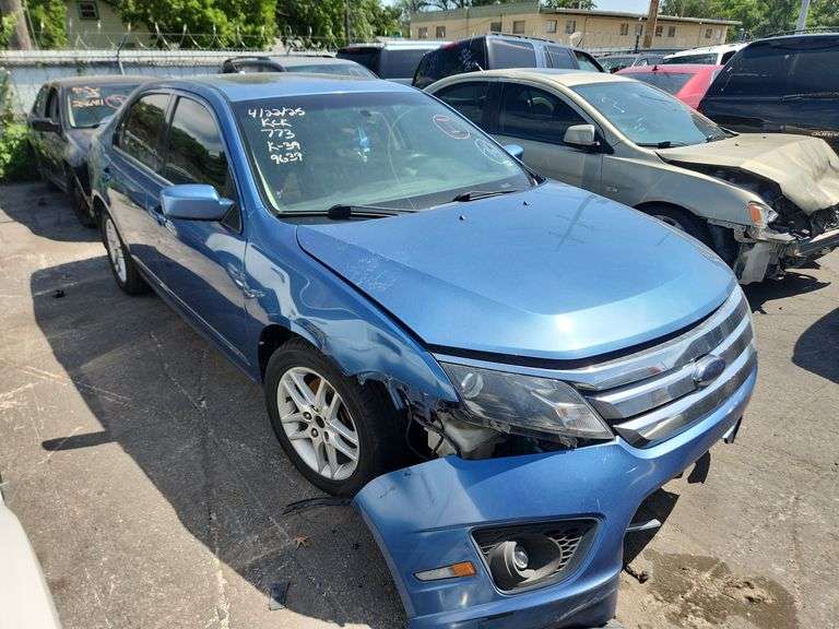 2010  FORD  Fusion  3FAHP0HA0AR219639