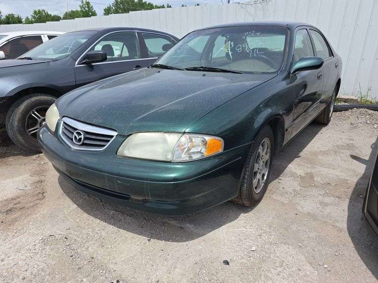 2001  MAZDA  626  1YVGF22C515228932