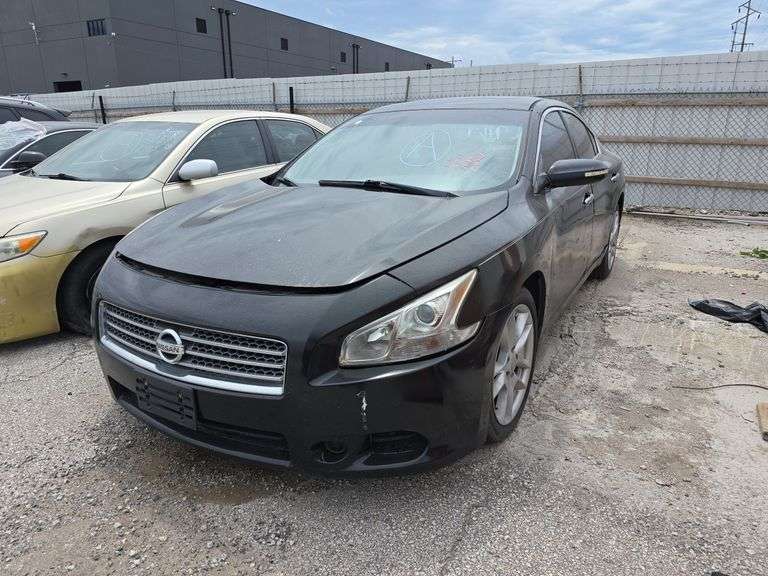 2010  NISSAN  Maxima  1N4AA5AP4AC854327