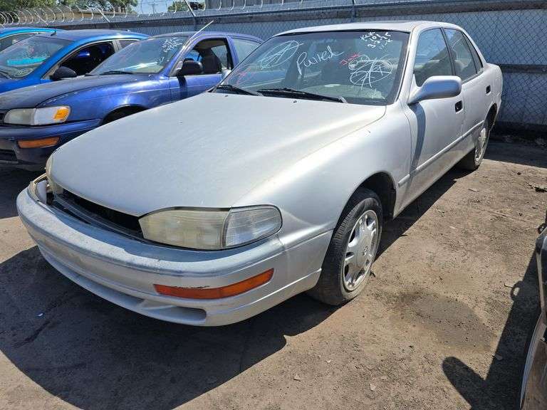 1992  TOYOTA  Camry  JT2VK13E5N0016501