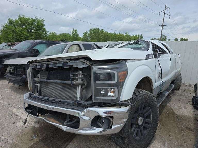 2011  FORD  F-250  1FT7W2BT7BEB32162