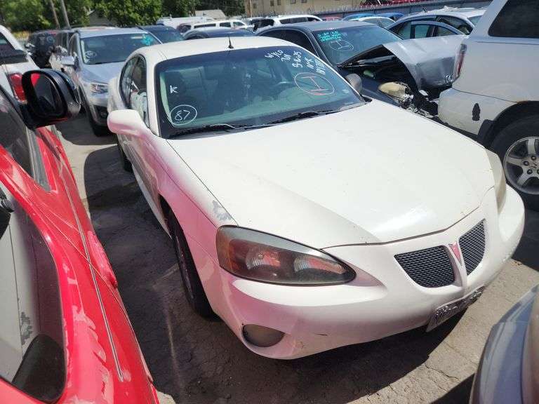 2005  PONTIAC  Grand Prix  2G2WP522X51189788