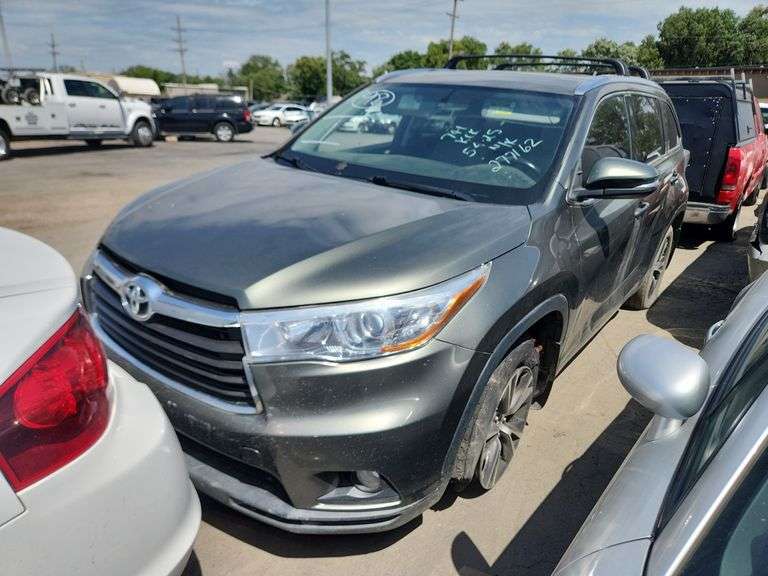 2016  TOYOTA  Highlander  5TDJKRFH6GS277162