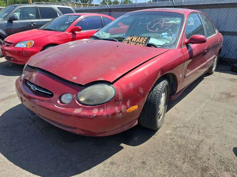 1998  FORD  Taurus  1FAFP53S6WG179215