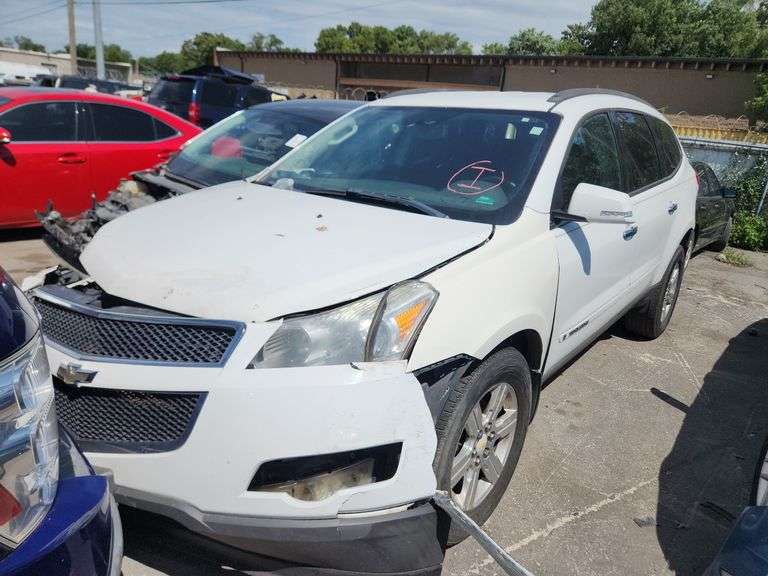 2009  CHEVROLET  Traverse  1GNEV23D79S125572