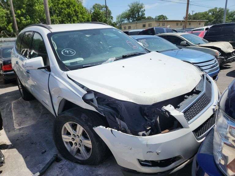 2009  CHEVROLET  Traverse  1GNEV23D79S125572