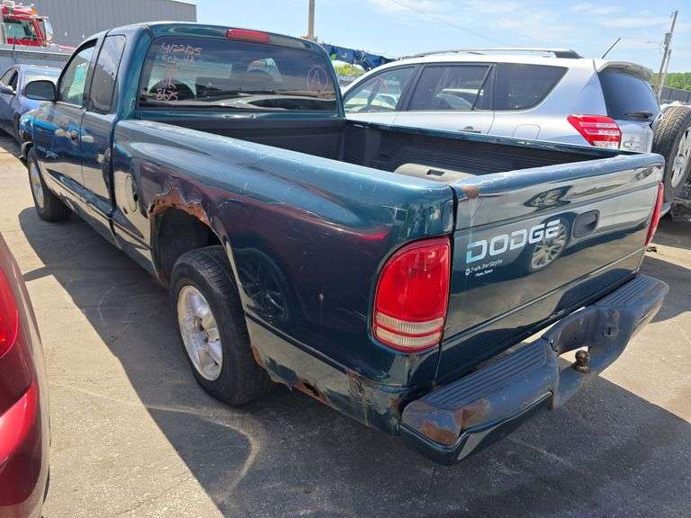 1998  DODGE  Dakota  1B7GL22X9WS568675